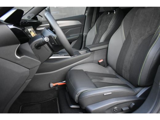 Peugeot e-308 GT 54 kWh DEMO-DEAL! | Warmtepomp | Alcantara | Massage | Elektr. Stoelen | Elektr. Achterklep | ... ActivLease financial lease