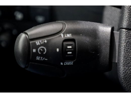 Peugeot Partner 1.6 BlueHDi 100pk E6 L1 Premium Pack Airco/Navi 10-2018 ActivLease financial lease