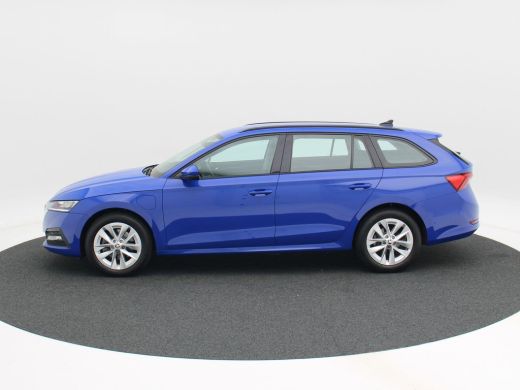 Skoda Octavia Combi 1.4 TSi 204 Pk Automaat iV PHEV Business Edition | Virtual Cockpit | Keyless | CarPlay | Na... ActivLease financial lease