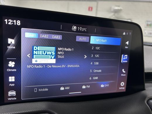 Suzuki e Vitara Select 49 kWh **CELESTIAL BLUE/ NIEUWE AUTO** ActivLease financial lease