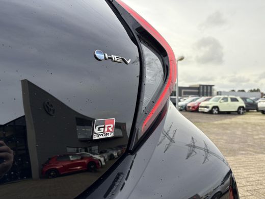Toyota Aygo Hybrid 115 GR Sport **NIEUWE AUTO/ DIRECT LEVERBAAR** ActivLease financial lease