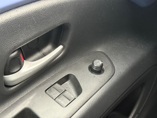 Toyota Aygo Hybrid 115 pulse **NIEUWE KLEUR LAVENDER/ EASY PACK/ NIEUWE AUTO/ DIRECT LEVERBAAR** ActivLease financial lease