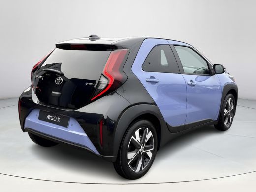 Toyota Aygo Hybrid 115 pulse **NIEUWE KLEUR LAVENDER/ EASY PACK/ NIEUWE AUTO/ DIRECT LEVERBAAR** ActivLease financial lease