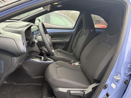 Toyota Aygo Hybrid 115 pulse **NIEUWE KLEUR LAVENDER/ EASY PACK/ NIEUWE AUTO/ DIRECT LEVERBAAR** ActivLease financial lease