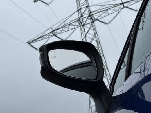 Toyota C-HR 1.8 Hybrid 140 Dynamic **DARK BLUE MICA/ NIEUWE AUTO/ DIRECT LEVERBAAR** ActivLease financial lease