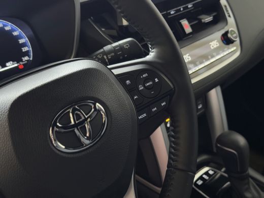 Toyota Corolla Cross 12/2024 HYBRID 140 STYLE LED KEYLESS CARPLAY NAVI CAMERA STOEL/STUUR VERW. ELEK.KLEP ADAP CRUISE ... ActivLease financial lease