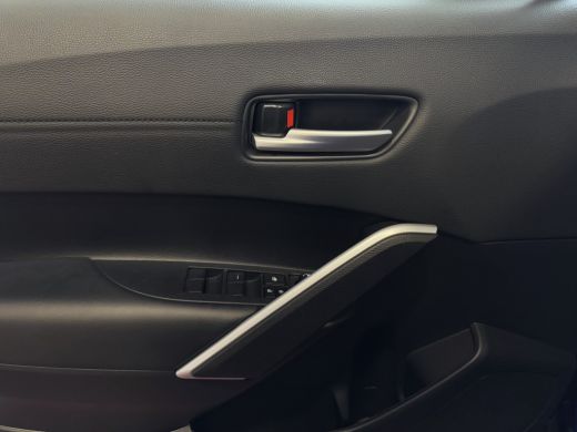 Toyota Corolla Cross 12/2024 HYBRID 140 STYLE LED KEYLESS CARPLAY NAVI CAMERA STOEL/STUUR VERW. ELEK.KLEP ADAP CRUISE ... ActivLease financial lease