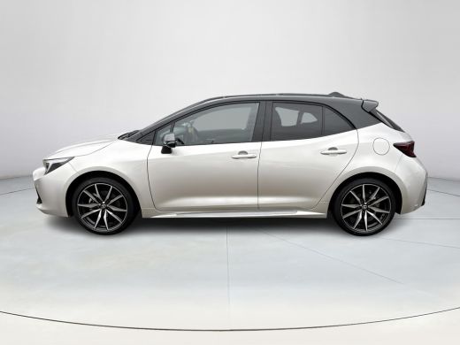 Toyota Corolla Hybrid 180 GR Sport **GR SPORT PLUS PACK/ NIEUWE AUTO/ DIRECT LEVERBAAR** ActivLease financial lease