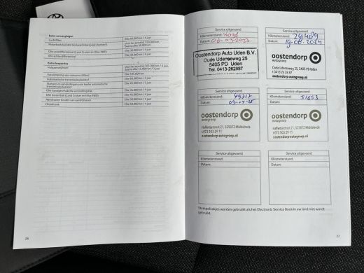 Toyota Corolla Touring Sports 1.8 Hybrid Business Plus | Navigatie | Stoelverwarming | Keyless entry | 17 inch LM-velgen | ActivLease financial lease