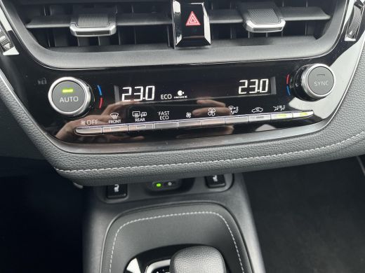 Toyota Corolla Touring Sports Hybrid 140 Dynamic | All-in prijs | Apple/Android | Camera | Navigatie | ActivLease financial lease