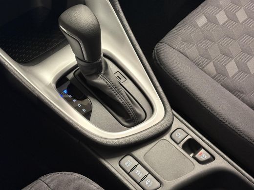 Toyota Yaris 1.5 Hybrid 115 Comfort **NIEUWE AUTO/ DIRECT LEVERBAAR** ActivLease financial lease