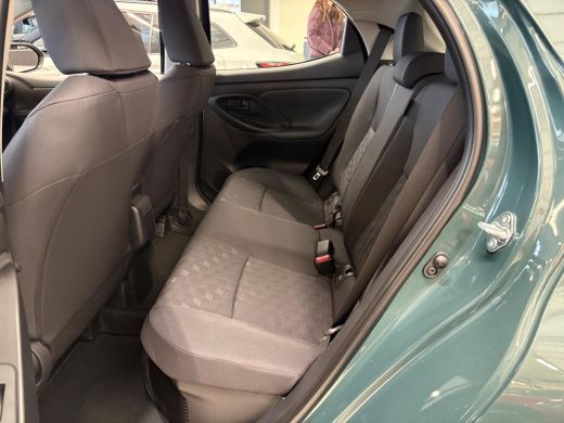 Toyota Yaris 1.5 Hybrid 115 Comfort **NIEUWE AUTO/ DIRECT LEVERBAAR** ActivLease financial lease