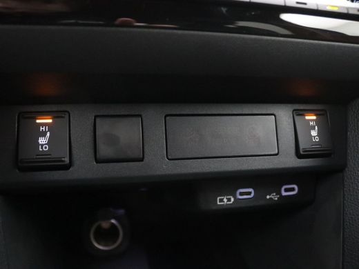 Toyota Yaris Cross 1.5 Hybrid GR Sport 130PK Aut. 18" LM Velgen, Elektr. Achterklep, Keyless, Achteruitrijcamera, Na... ActivLease financial lease