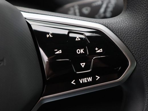 Volkswagen ID.4 204 Pk Business 77 kWh | Navigatie | CarPlay | Lane Assist | Keyless | Parkeersensoren voor en ac... ActivLease financial lease