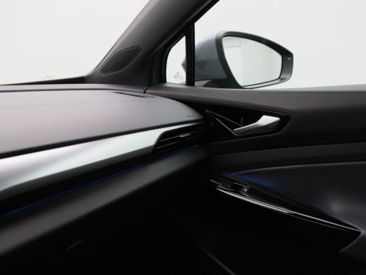 Volkswagen ID.4 204 Pk Business 77 kWh | Navigatie | CarPlay | Lane Assist | Keyless | Parkeersensoren voor en ac... ActivLease financial lease