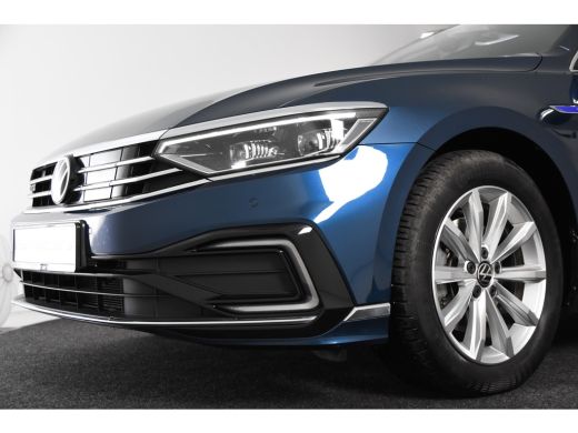 Volkswagen Passat Variant 1.4 TSI PHEV GTE DSG *1ste Eigenaar*Ambiente*Navigatie* ActivLease financial lease