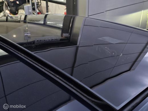 Volkswagen Taigo 1.0 TSI R-Line Business Panorama/Black Style ActivLease financial lease