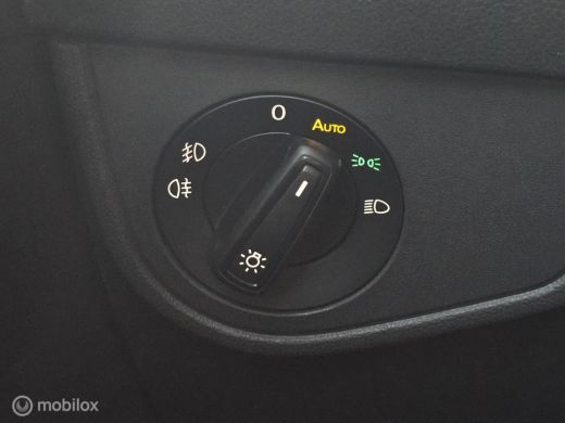 Volkswagen Taigo 1.0 TSI R-Line Business Panorama/Black Style ActivLease financial lease