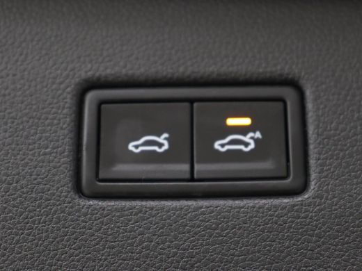 Volkswagen Tiguan 1.4 TSI R Line | 1e eigenaar | Panoramadak | Trekhaak | Stoelverwarming | Keyless | 19'' | Massag... ActivLease financial lease