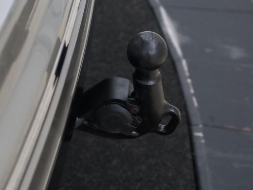 Volkswagen Tiguan 1.4 TSI R Line | 1e eigenaar | Panoramadak | Trekhaak | Stoelverwarming | Keyless | 19'' | Massag... ActivLease financial lease