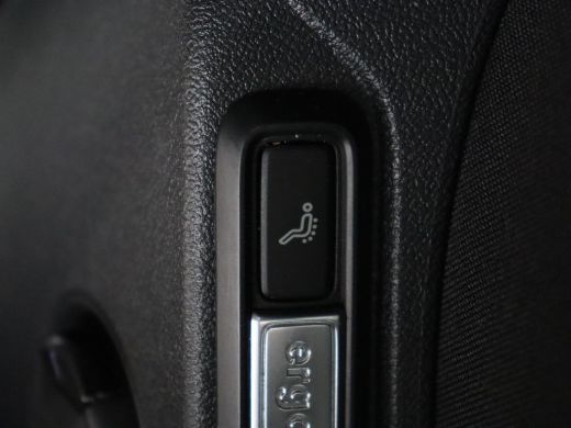 Volkswagen Tiguan 1.4 TSI R Line | 1e eigenaar | Panoramadak | Trekhaak | Stoelverwarming | Keyless | 19'' | Massag... ActivLease financial lease