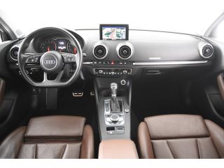 Audi A3 Limousine 1.5 TFSI CoD Sport *1ste Eigenaar*Leer*Trekhaak*