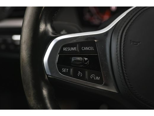 BMW 1 Serie 118i M Sport Automaat / Sportstoelen / Adaptieve LED / M Sportonderstel / Live Cockpit Profession... ActivLease financial lease