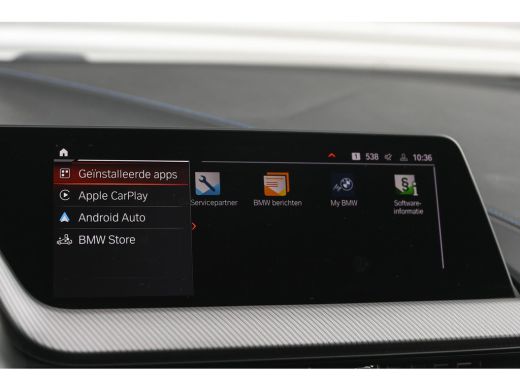 BMW 1 Serie 118i M Sport Automaat / Sportstoelen / Adaptieve LED / M Sportonderstel / Live Cockpit Profession... ActivLease financial lease