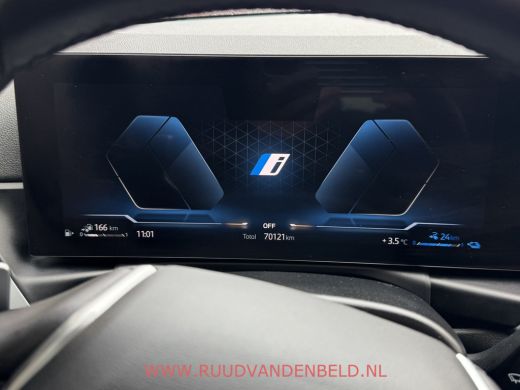 BMW 3 Serie Touring 320e FACELIFT 19''/WIDESCREEN/CAMERA/CARPLAY/KEYLESS/SFEERVERLICHTING ActivLease financial lease