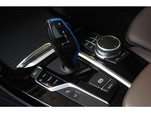 BMW iX3 High Executive / Trekhaak / Sportstoelen / Comfort Access / Adaptieve LED / Parking Assistant Plu... ActivLease financial lease