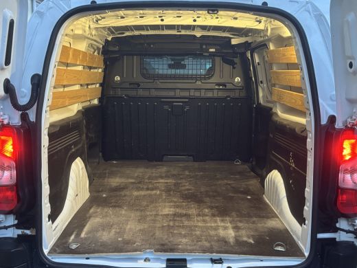 Citroën Berlingo 1.5 BlueHDI Club XL L2 | Apple Carplay | Navi | Cruise | Airco ActivLease financial lease