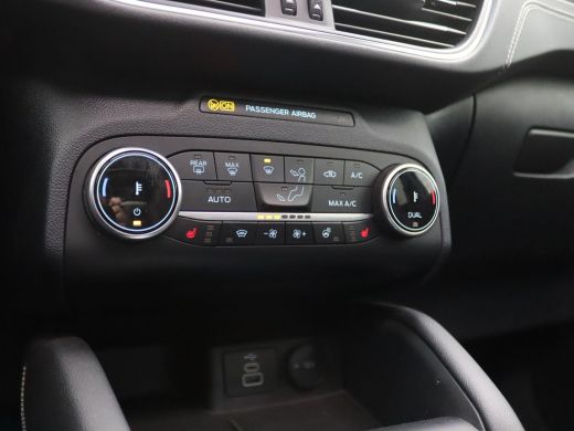 Ford Kuga 2.5 PHEV Vignale 225PK Aut. SOH 97%, Pano-Schuifdak, Trekhaak, Leder, Head-Up Display, 19" LM Vel... ActivLease financial lease