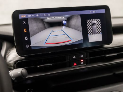 Jeep Avenger 1.2 Altitude Sport (APPLE CARPLAY, GROOT NAVI, 360 CAMERA, JBL AUDIO, STOELVERWARMING, SPORTSTOEL... ActivLease financial lease