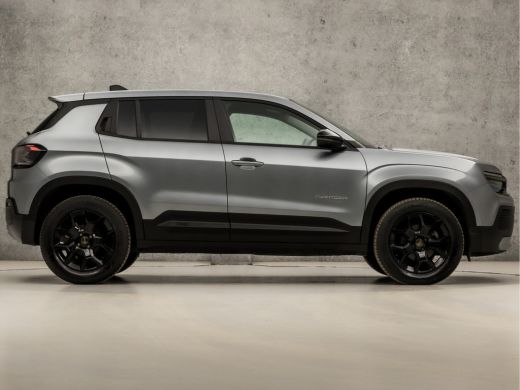 Jeep Avenger 1.2 Altitude Sport (APPLE CARPLAY, GROOT NAVI, 360 CAMERA, JBL AUDIO, STOELVERWARMING, SPORTSTOEL... ActivLease financial lease