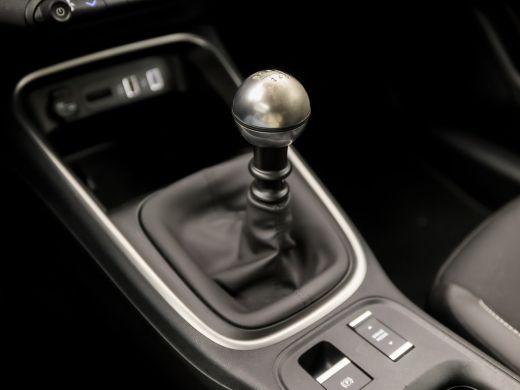 Jeep Avenger 1.2 Altitude Sport (VIRTUAL COCKPIT, APPLE CARPLAY, GROOT NAVI, 360 CAMERA, LEDER, STOELVERWARMIN... ActivLease financial lease