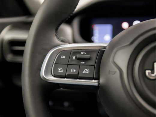 Jeep Avenger 1.2 Altitude Sport (VIRTUAL COCKPIT, APPLE CARPLAY, GROOT NAVI, 360 CAMERA, LEDER, STOELVERWARMIN... ActivLease financial lease