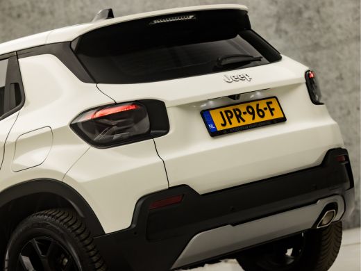 Jeep Avenger 1.2 Altitude Sport (VIRTUAL COCKPIT, APPLE CARPLAY, GROOT NAVI, JBL AUDIO, 360 CAMERA, SPORTSTOEL... ActivLease financial lease