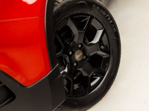 Jeep Avenger 1.2 Altitude Sport (VIRTUAL COCKPIT, APPLE CARPLAY, GROOT NAVI, JBL AUDIO, STOELVERWARMING, SPORT... ActivLease financial lease