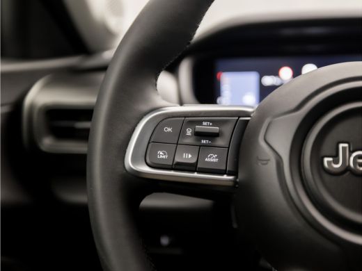 Jeep Avenger 1.2 Altitude Sport (VIRTUAL COCKPIT, APPLE CARPLAY, GROOT NAVI, JBL AUDIO, STOELVERWARMING, SPORT... ActivLease financial lease