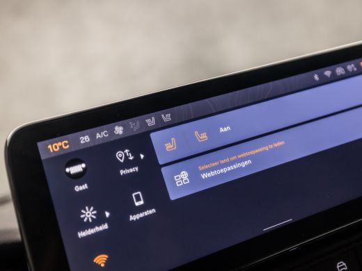 Jeep Avenger 1.2 Altitude Sport (VIRTUAL COCKPIT, APPLE CARPLAY, GROOT NAVI, JBL AUDIO, STOELVERWARMING, SPORT... ActivLease financial lease