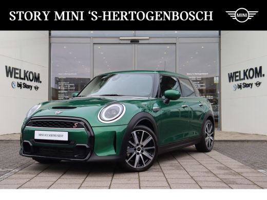 Mini Cooper S Cooper S Classic Automaat / Sportstoelen / Stoelverwarming / LED / Achteruitrijcamera / Cruise Co...