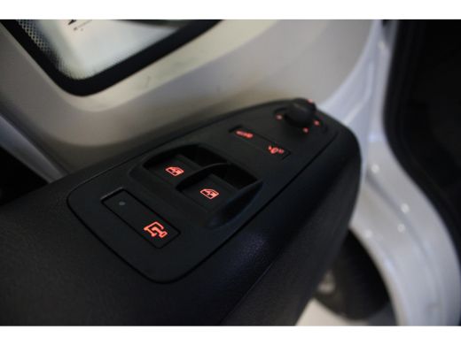 Opel Movano 2.2D 140-PK L2H2 3.3t PARKEERCAMERA | NAVI | CARPLAY | AIRCO ActivLease financial lease