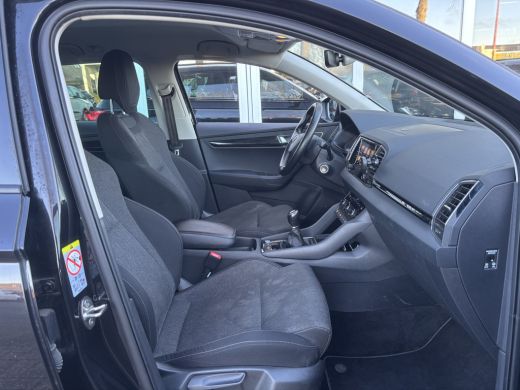 Skoda Karoq 1.5 TSI ACT Business | Stuurverwarming | Apple Carplay | Parkeer Sensoren | Cruise ActivLease financial lease