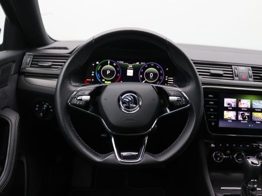 Skoda Superb Combi 1.4 TSI iV Sportline Business 218PK DSG Pano-Schuifdak, Trekhaak, Elektrische achterklep, M... ActivLease financial lease