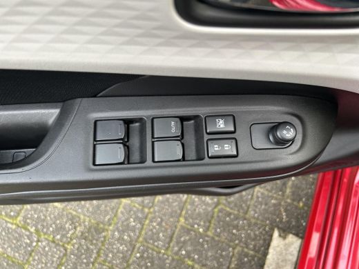 Suzuki Swift 1.2 Select Smart Hybrid ActivLease financial lease