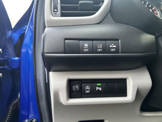 Suzuki Swift 1.2 Select Smart Hybrid ActivLease financial lease