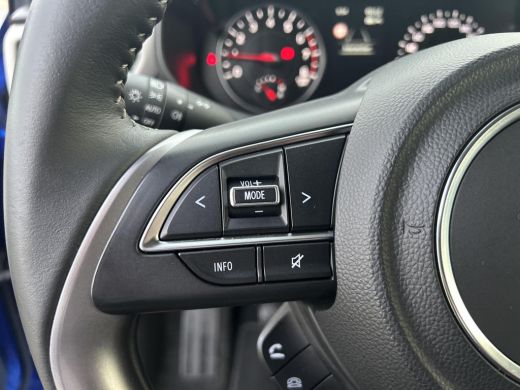 Suzuki Swift 1.2 Select Smart Hybrid ActivLease financial lease