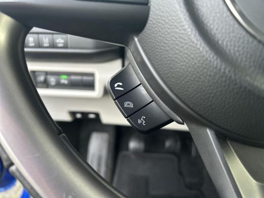 Suzuki Swift 1.2 Select Smart Hybrid ActivLease financial lease