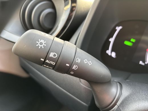 Toyota Aygo Hybrid 115 GR Sport | &euro; 500 extra inruilwaarde | ActivLease financial lease