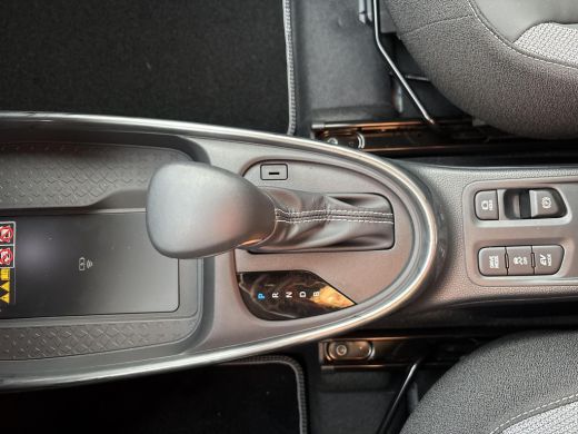 Toyota Aygo Hybrid 115 GR Sport | &euro; 500 extra inruilwaarde | ActivLease financial lease